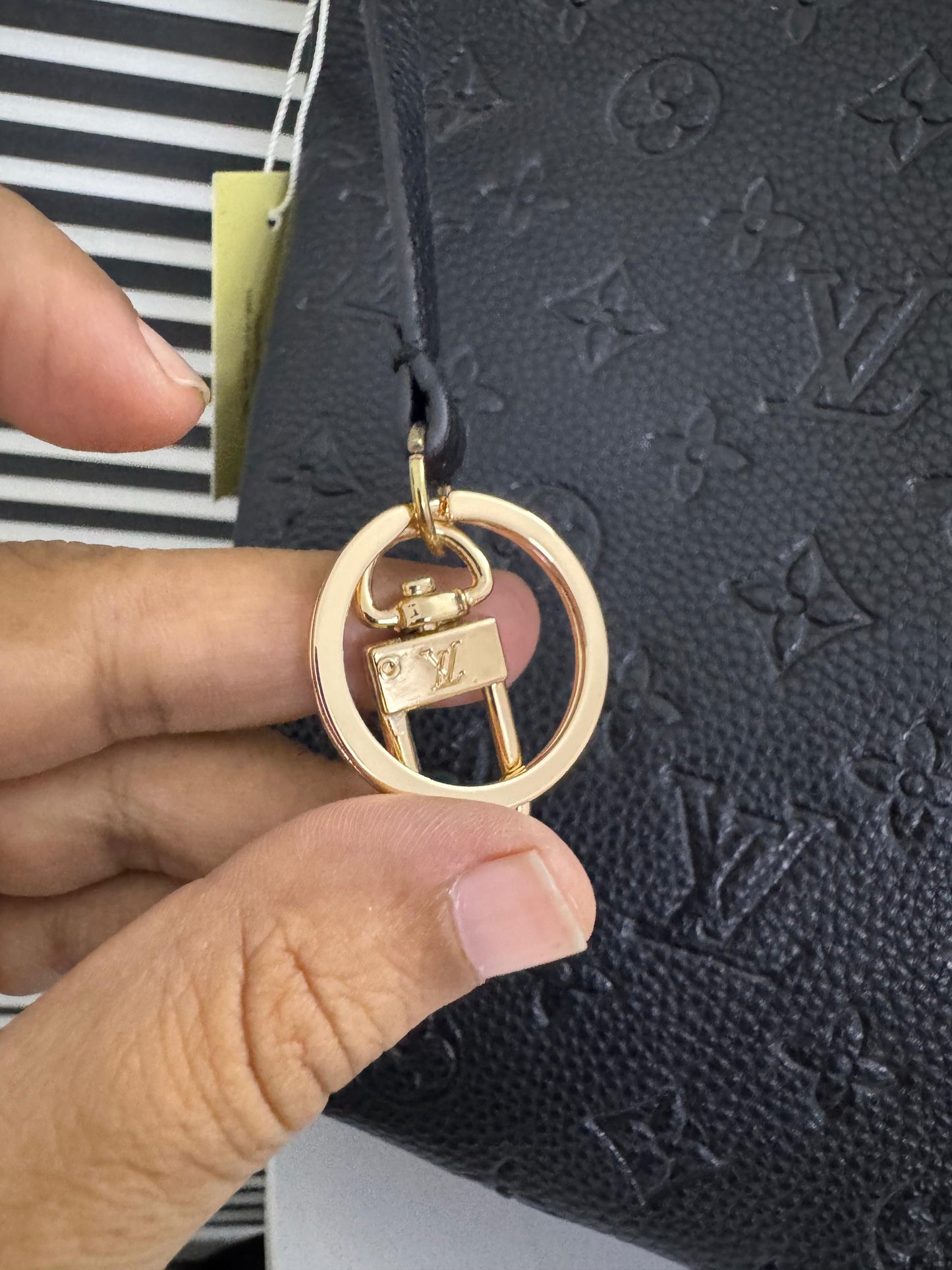 Louis Vuitton Artsy MM Monogram Empreinte