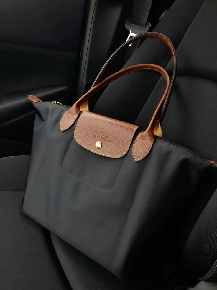 Long Champ LE PLIAGE M TOTE BAG