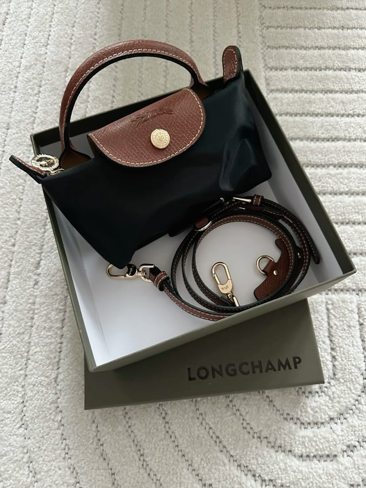 Long Champ LE PLIAGE M TOTE BAG